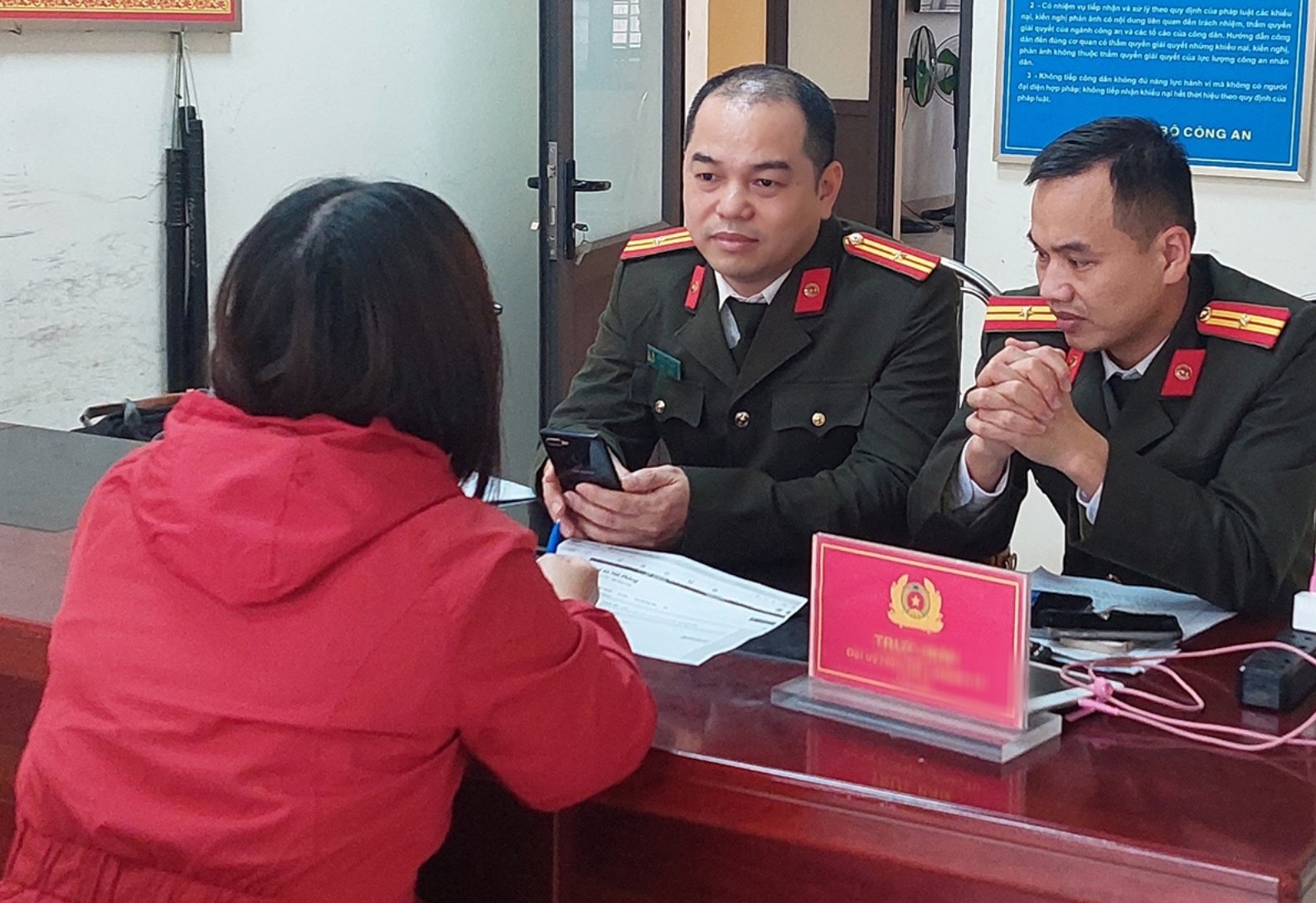 Đấu tranh, xử lý đối tượng quản trị nhóm giả mạo Công an thành phố Hải Phòng trên mạng xã hội Facebook